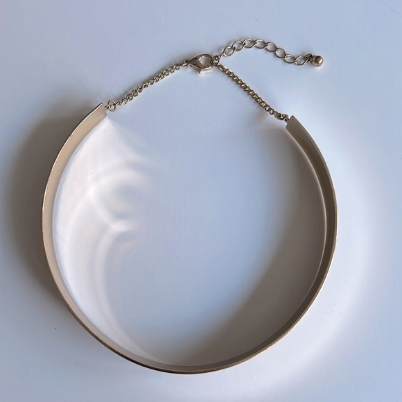 Gold Choker Necklace - Picture 3 of 5